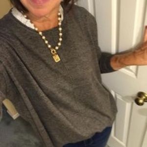 Cabi Sweater T-Shirt size M style #3305 EUC